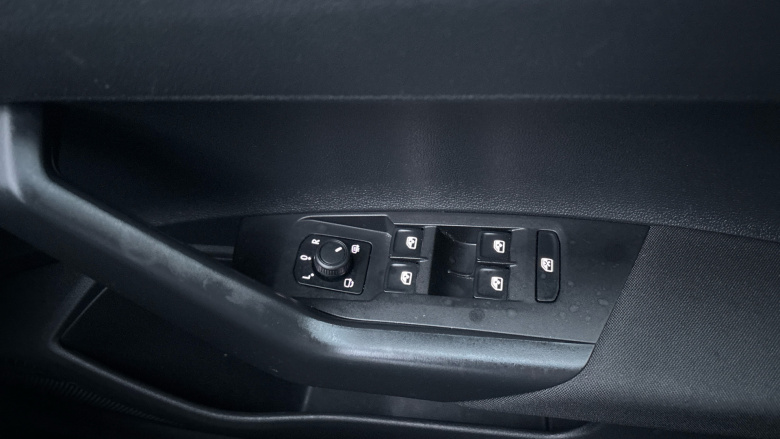 Volkswagen Polo 1.0 Life 5dr Petrol Hatchback